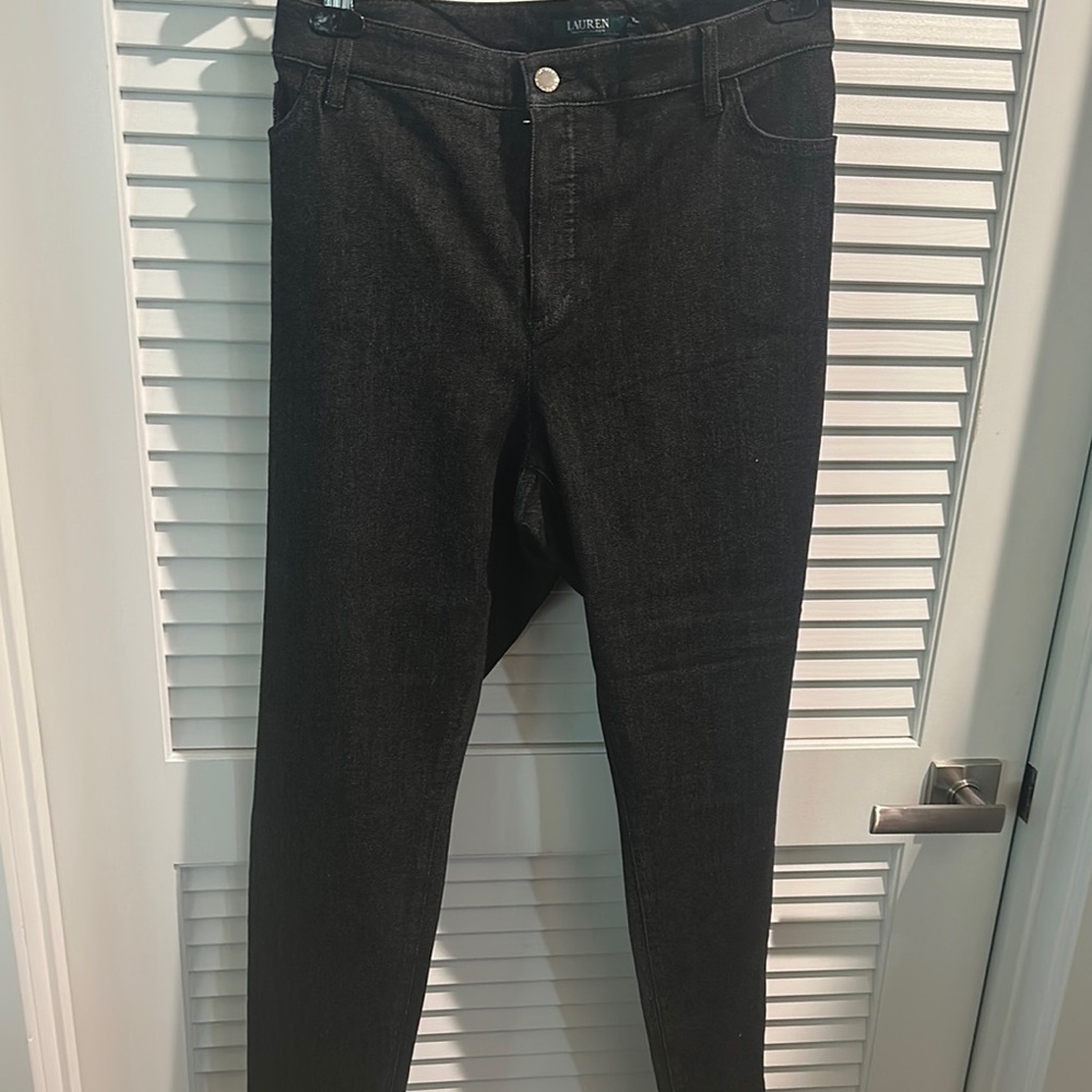 NWOT Ralph Lauren Tapered Legs Black Denim Pants. Size 20W